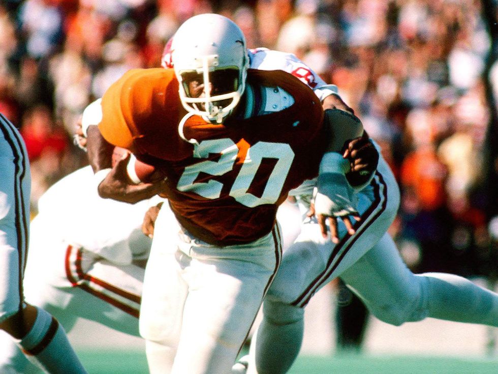 Earl Campbell in 1977 OU game at Cotton Bowl