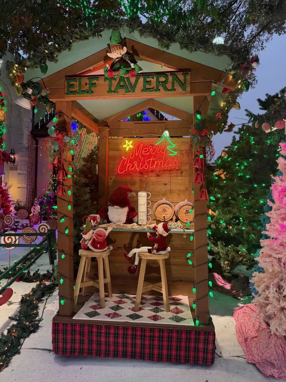 Elf Town, Loders, Deerfield Plano, Great Christmas Light Fight