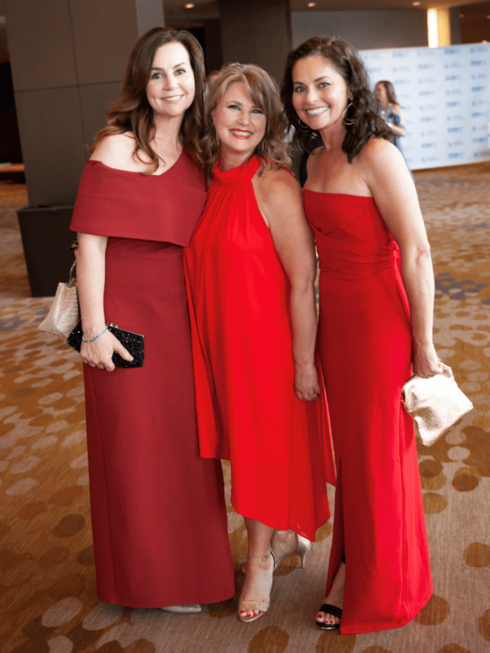 Elizabeth Bryant, Courtney De La Garza and Lesley Jordan