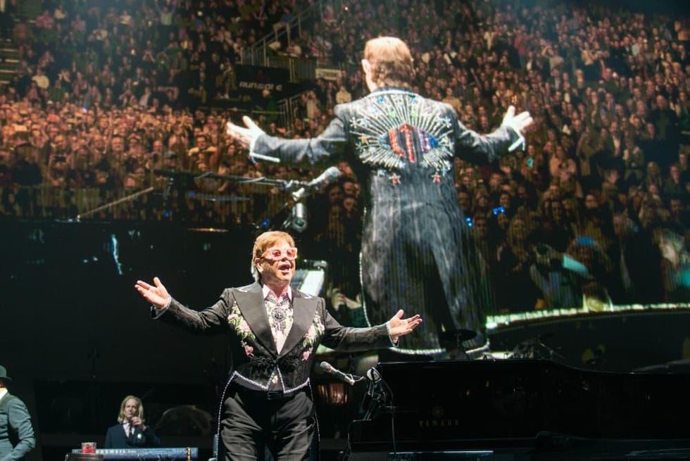 Elton John - Houston Toyota Center - Farewell Yellow Brick