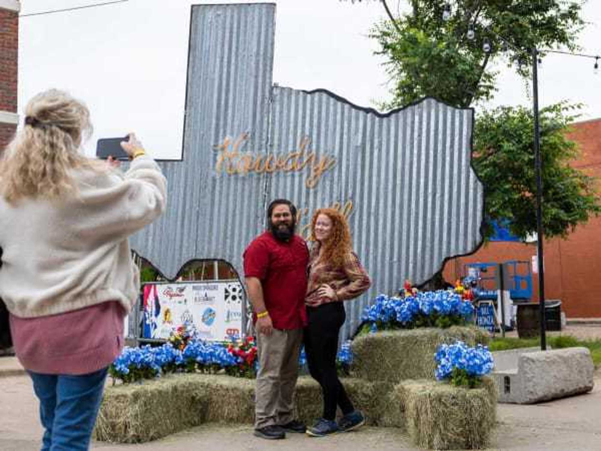 Ennis Bluebonnet Trails Festival