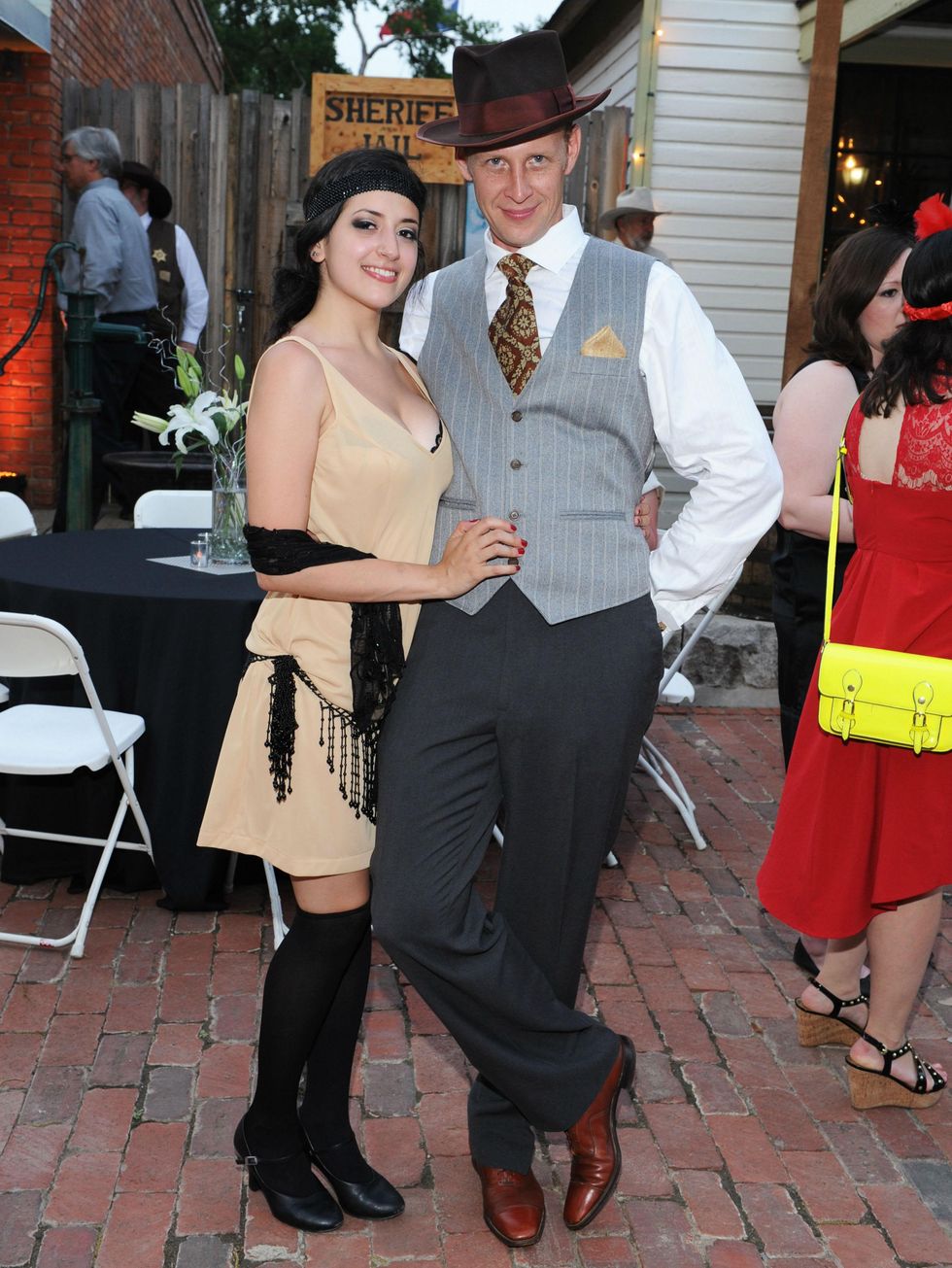 Eric Hall, Christine Hall, History with a Twist