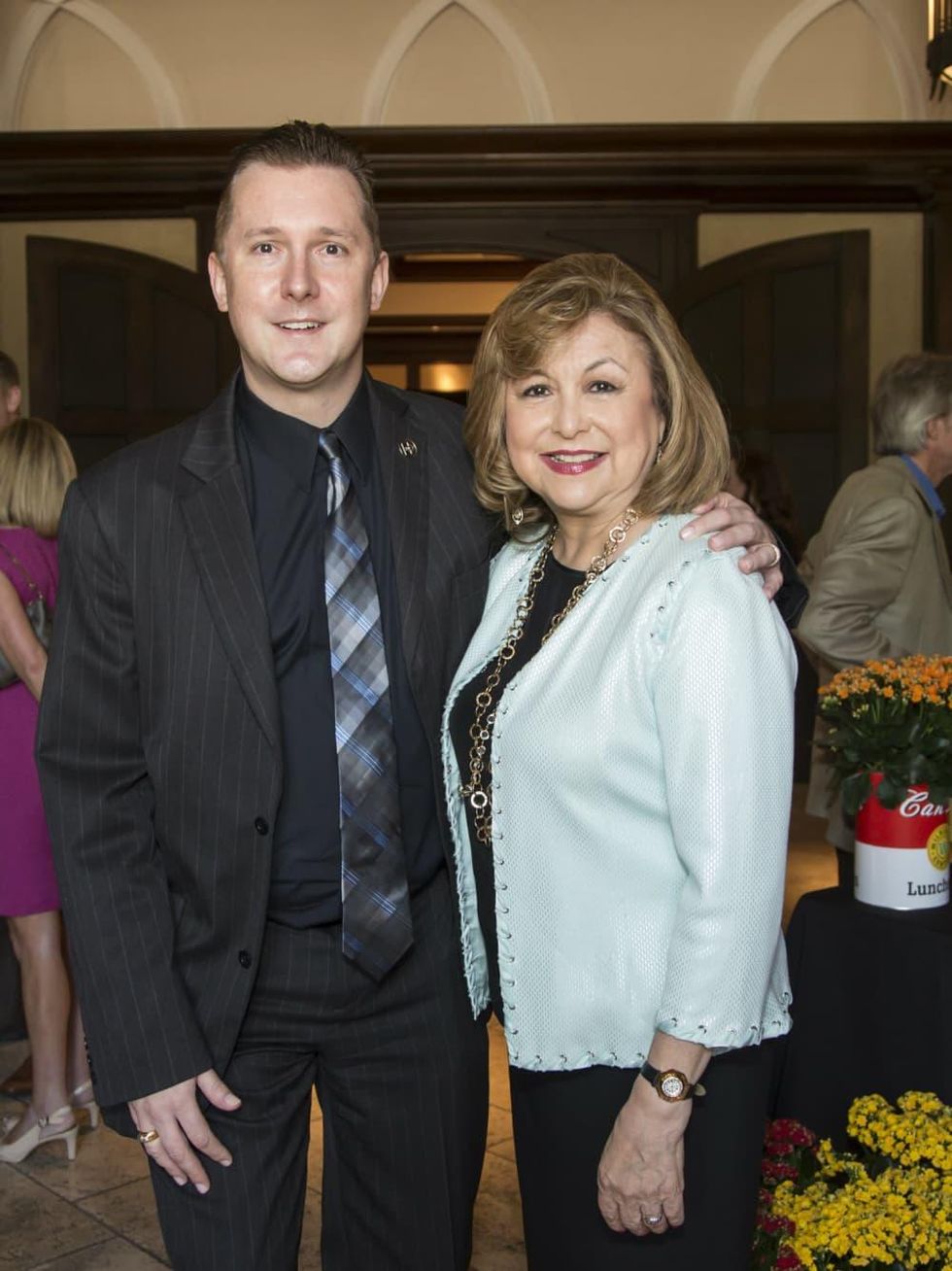 Eric Johnson, Regina Montoya