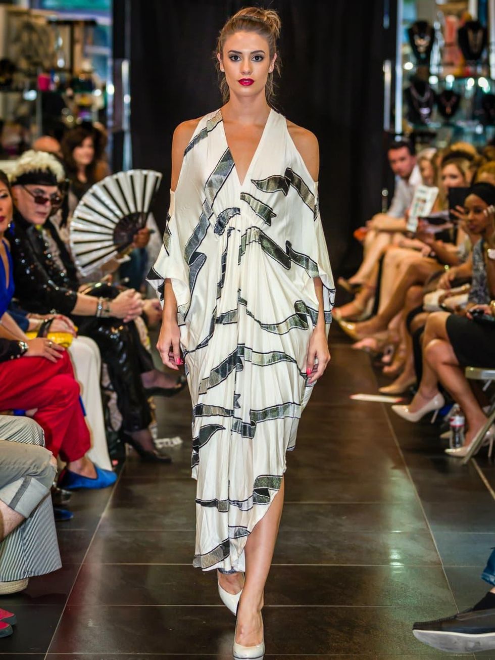 Es\u00e9 Az\u00e9nabor, The Garden of Eden Collection