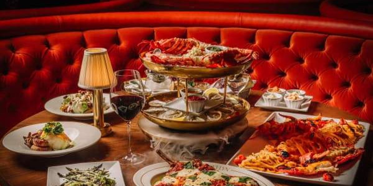 Evelyn steakhouse debuts in Dallas’ Design District Evelyn steakhouse debuts in Dallas’ Design District