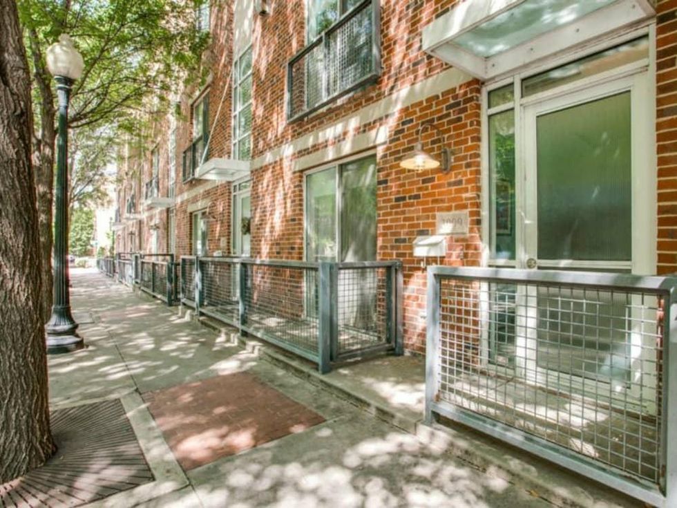 Exterior of 3009 State St. in Dallas