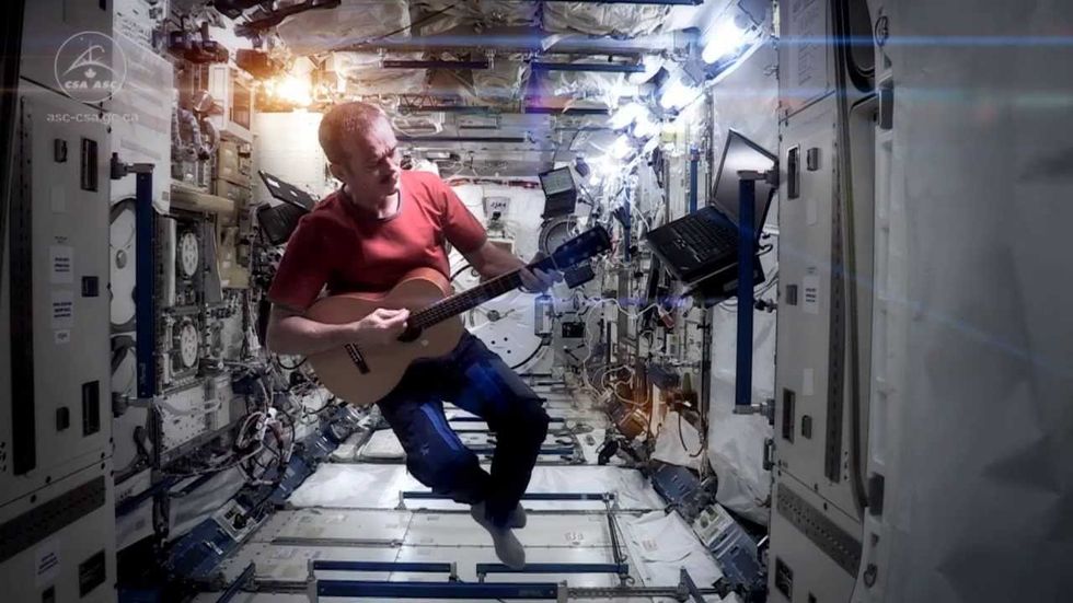 Astronaut singing sensation and Instagram crime top links we love right now
