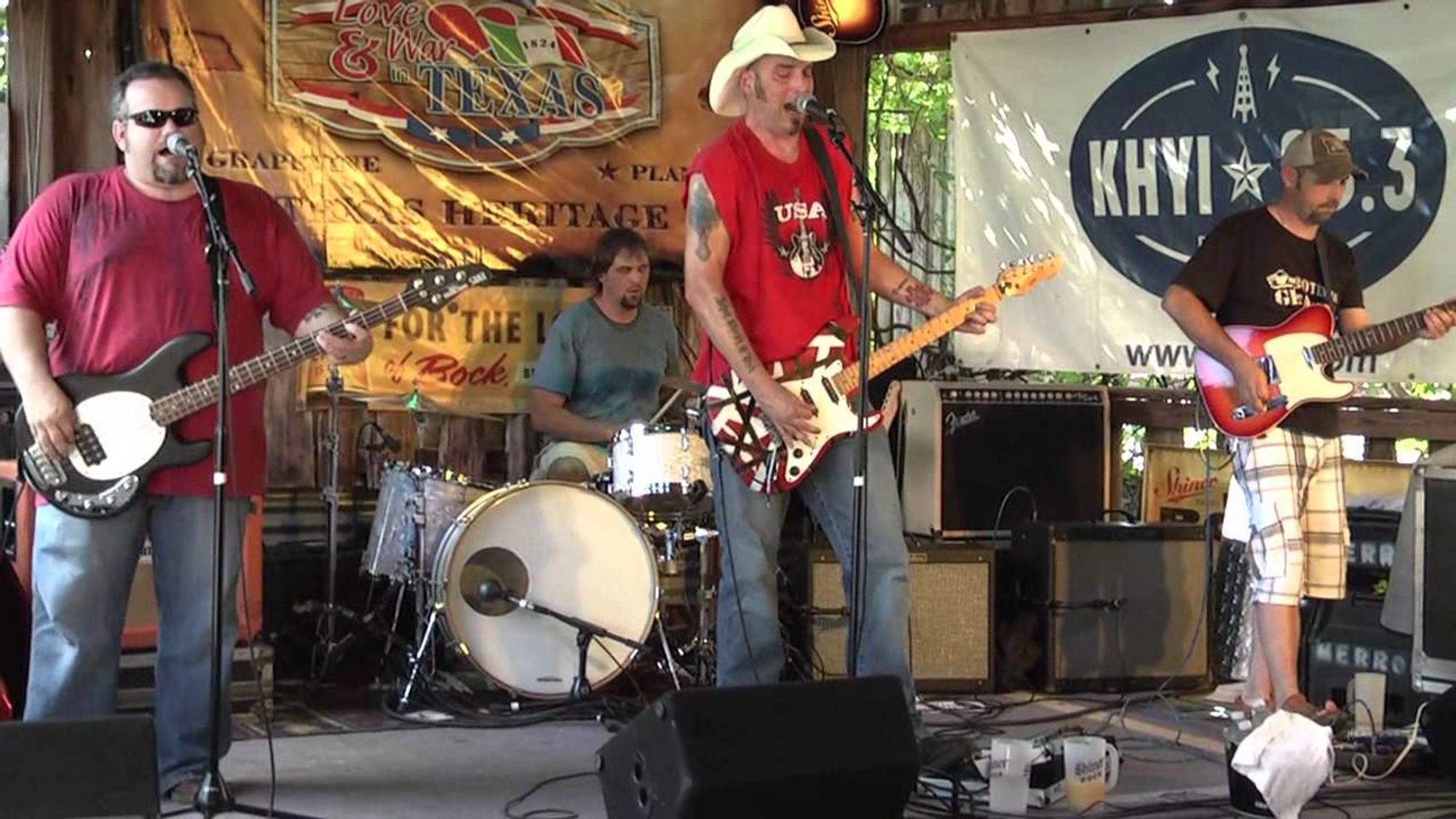 Boot, scoot and boogie outside of Dallas to the 4 best country music ...