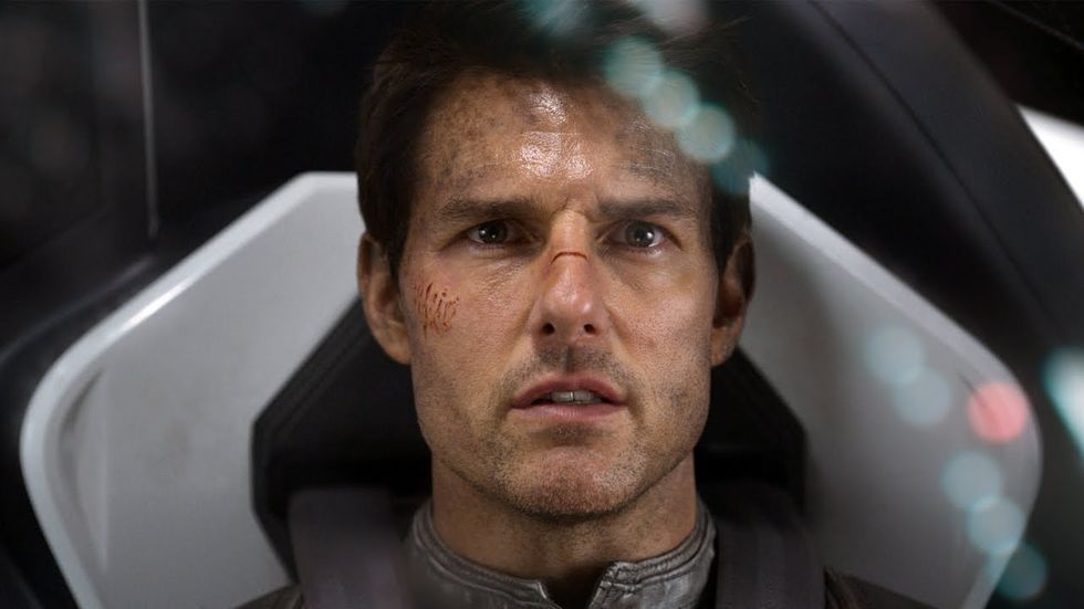 Oblivion and Tom Cruise deliver a fantastic-looking end of the world