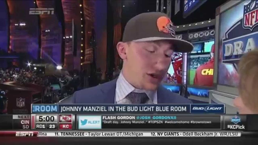 Johnny Manziel chatter, Dallas restaurant buzz and more trending stories on video