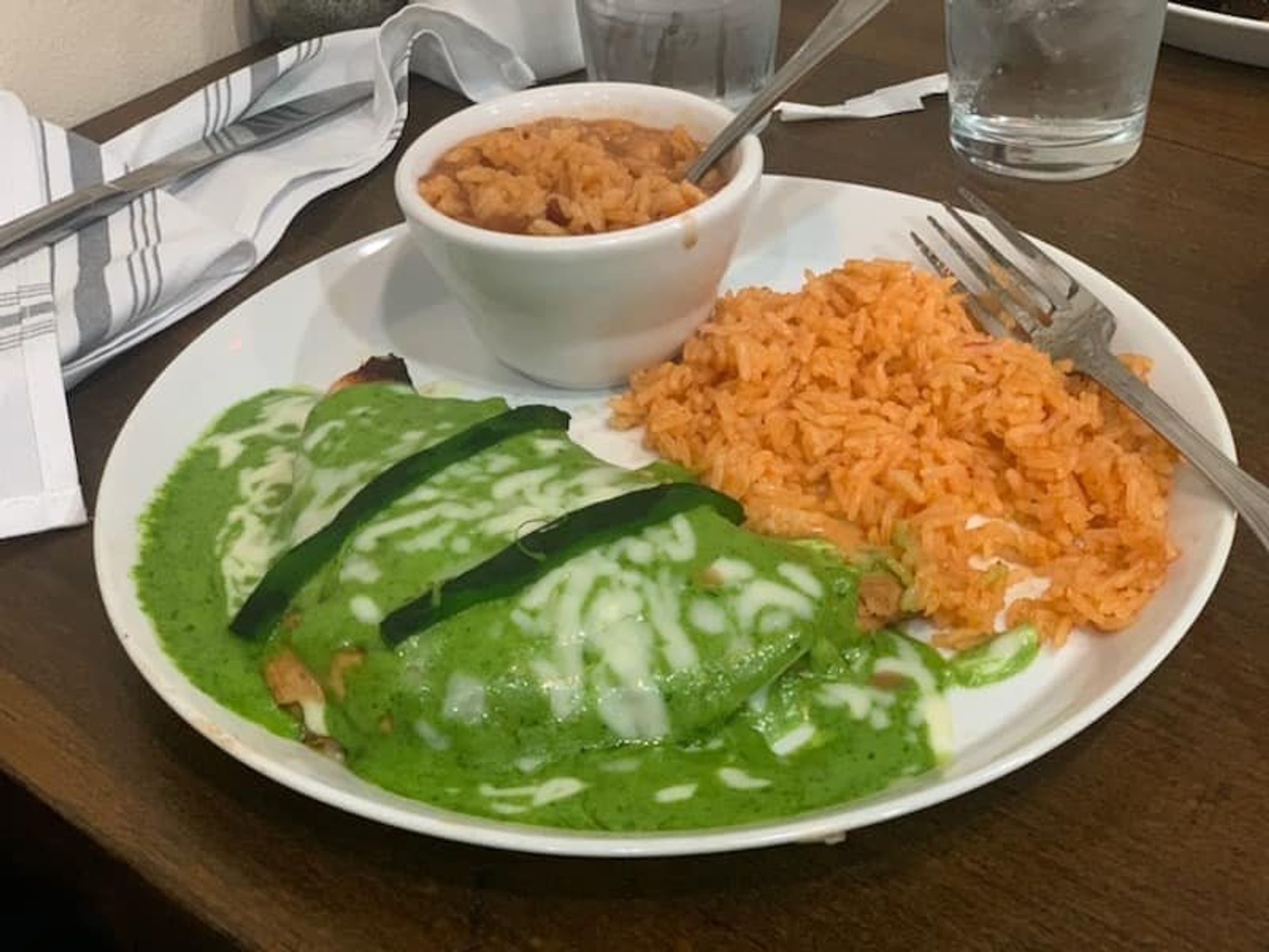 Familia Restaurante Irving