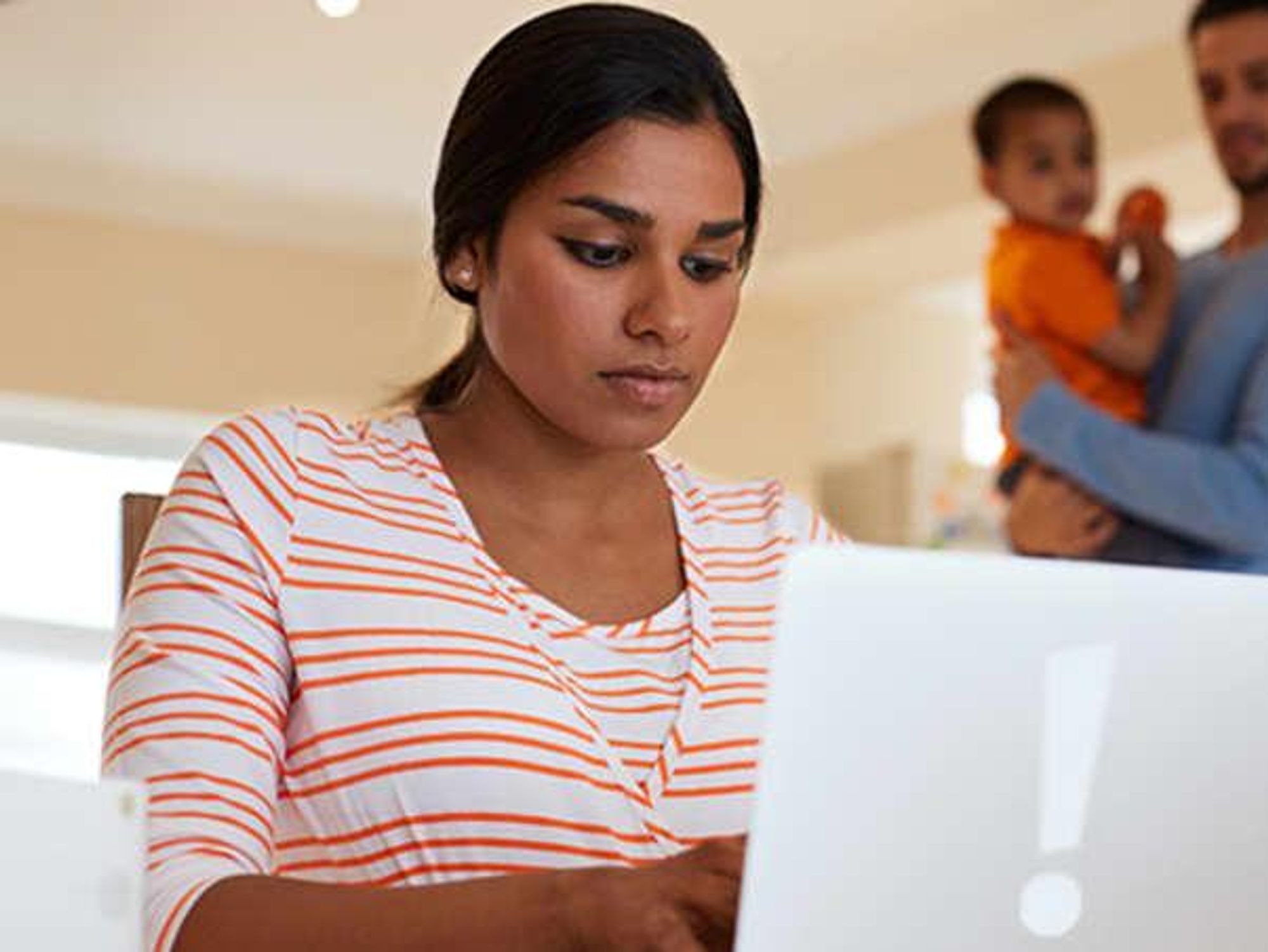 Family using MethodistNow