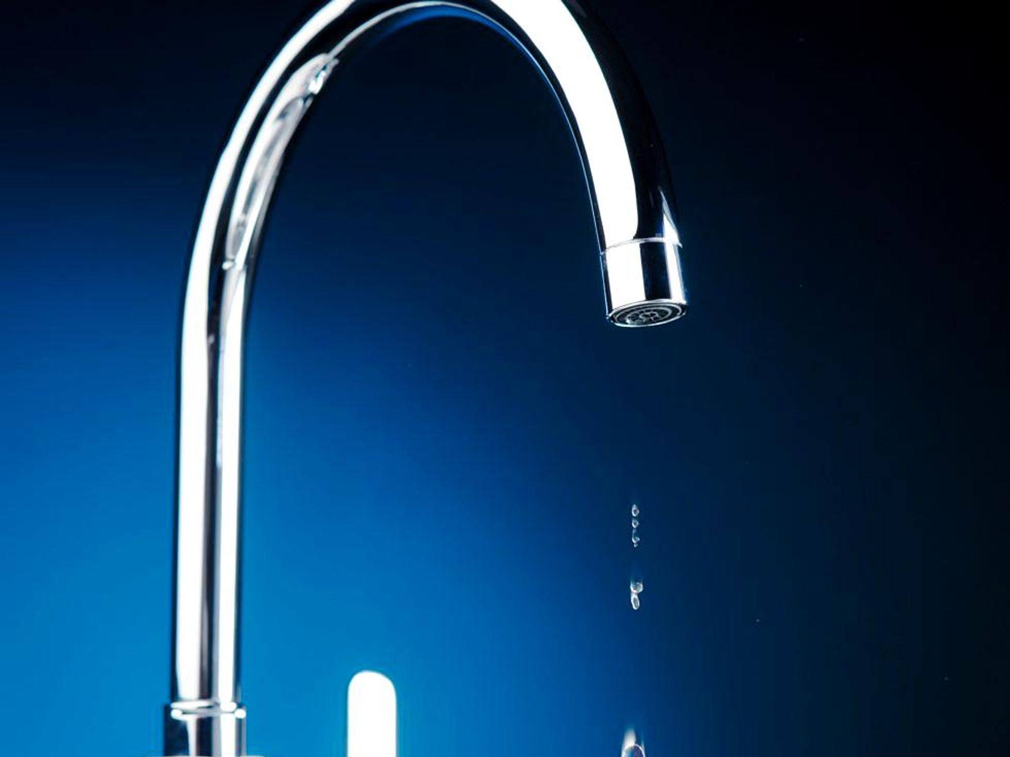 faucet dripping water