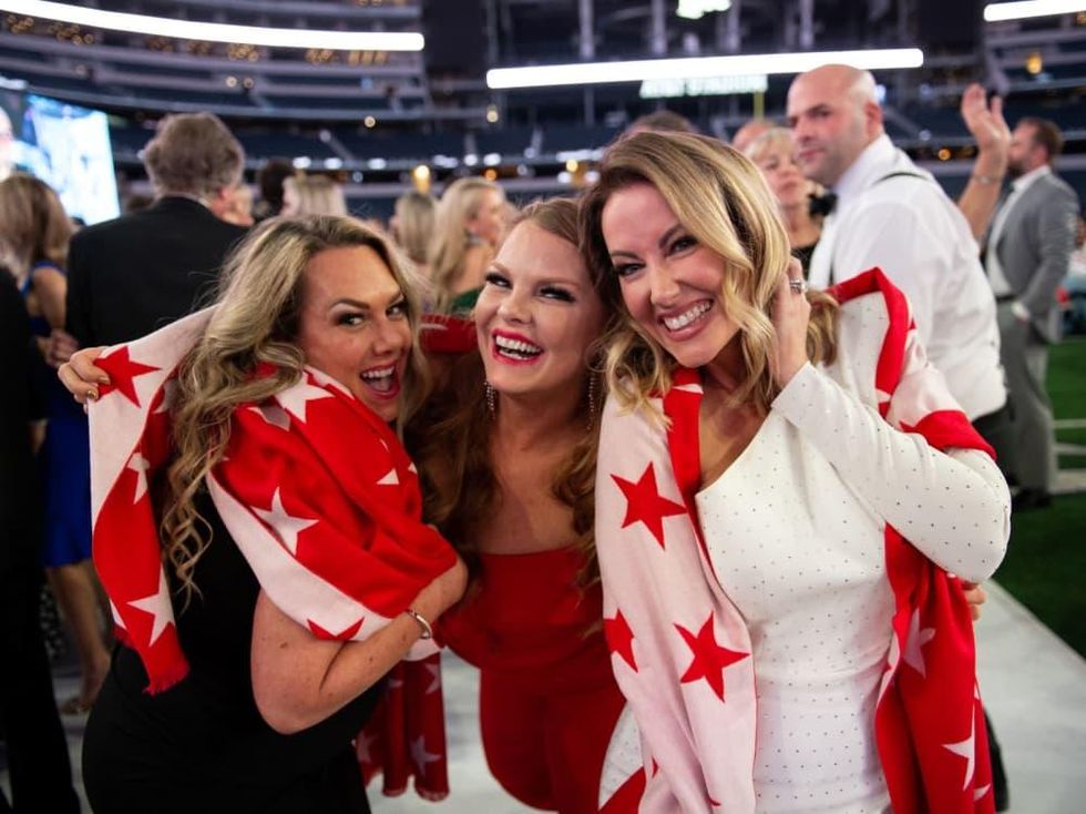 Folds of Honor Gala, Stephanie Hollman, Brandi Redmond