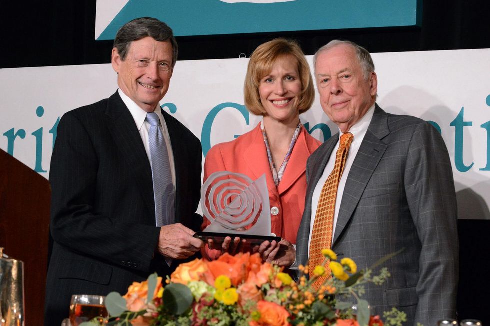 Forrest Hoglund, Anne Motsenbocker, T. Boone Pickens