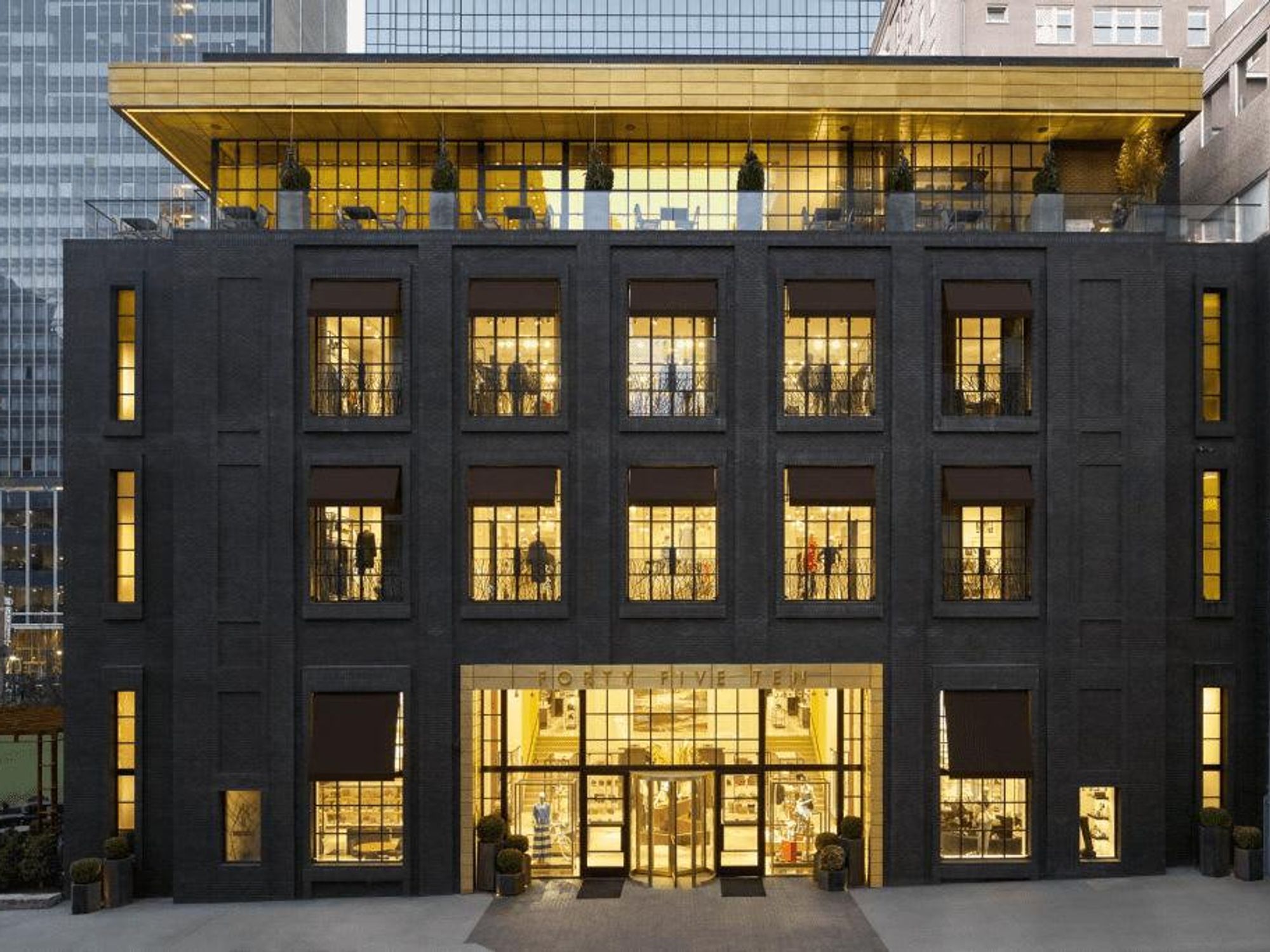 forty five ten exterior