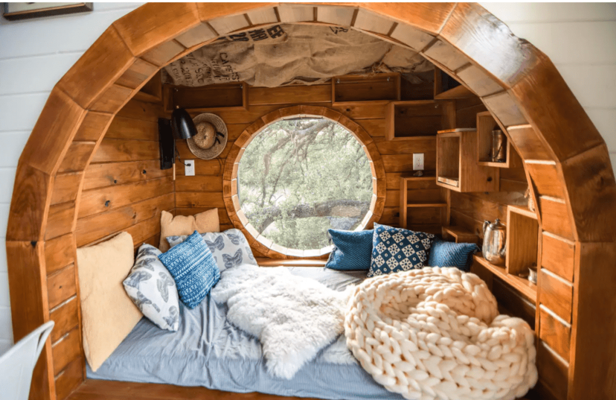 The Live Oak Treehouse at HoneyTree Farm