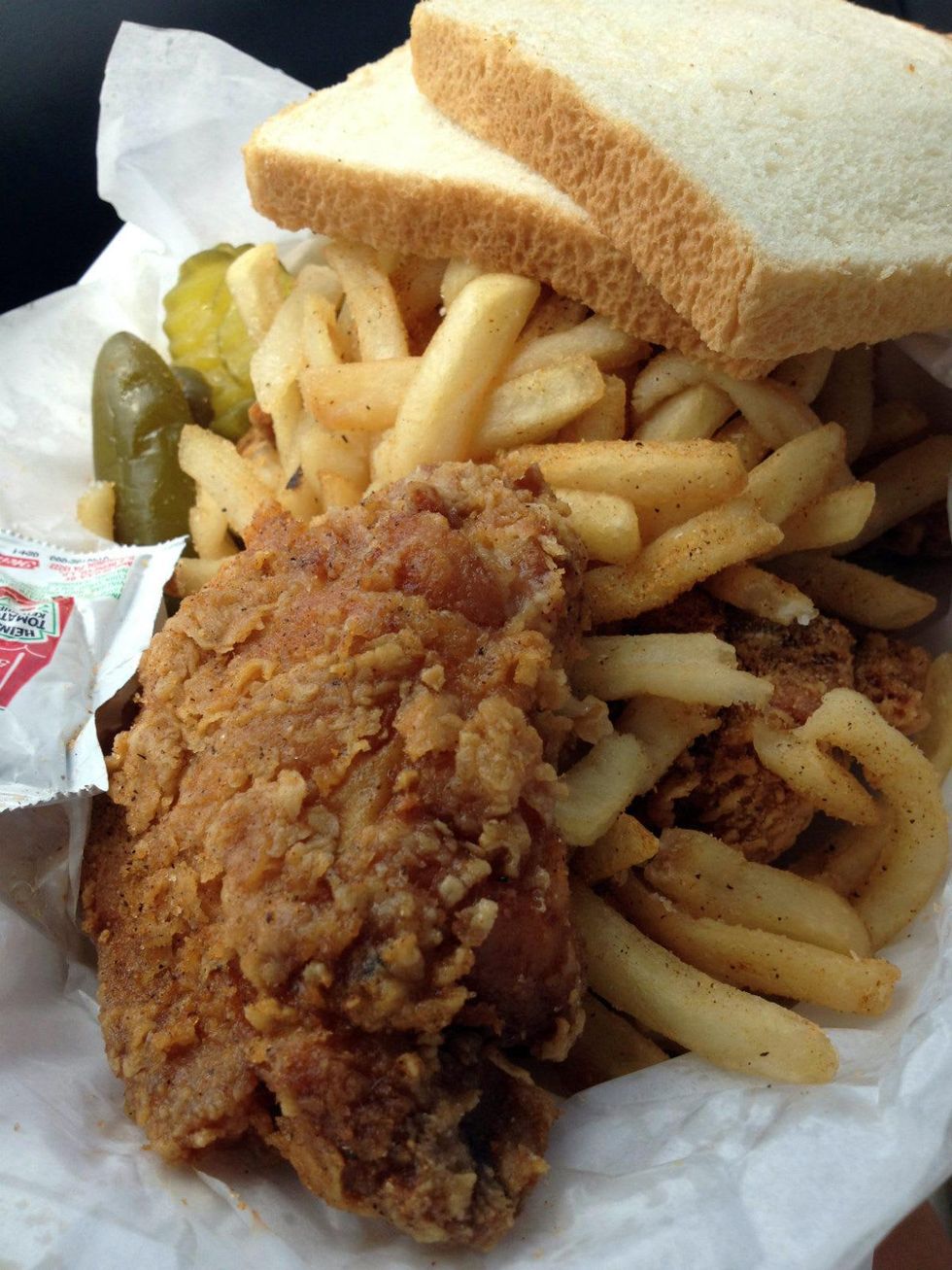 the-best-restaurants-in-dallas-for-fantastic-fried-chicken-culturemap