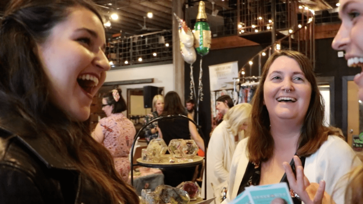 Frost Bold Strokes pop-up