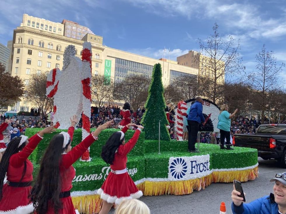 Frost Dallas Holiday Parade