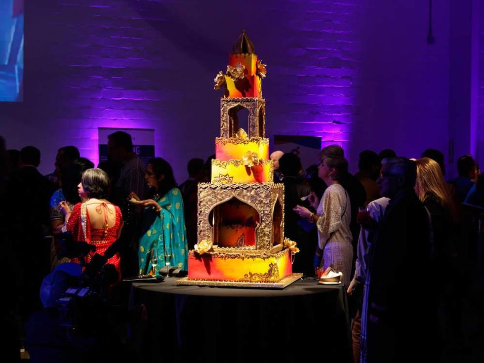 Frosted Art India palace cake