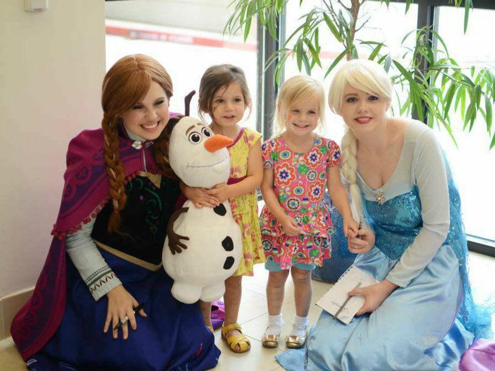 Frozen's Anna and Elsa at Texas Scottish Rite Hospital for Children' Character Breakfast