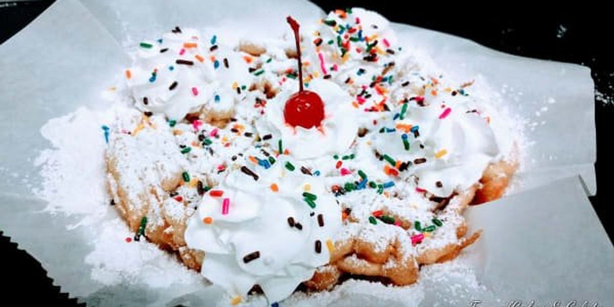 Arlington restaurant delivers on promises of funnel cakes and more