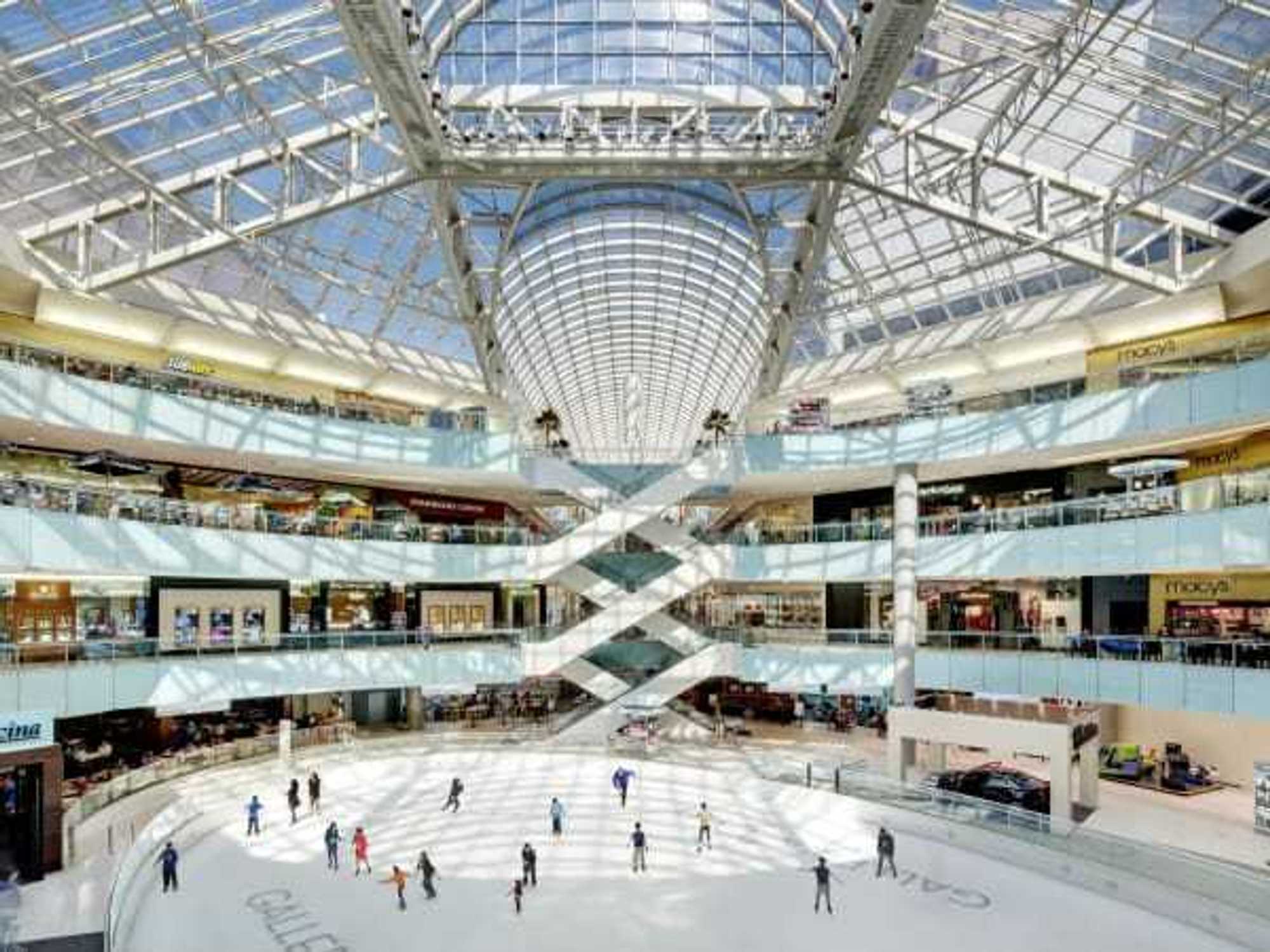 Galleria Dallas Ice Rink