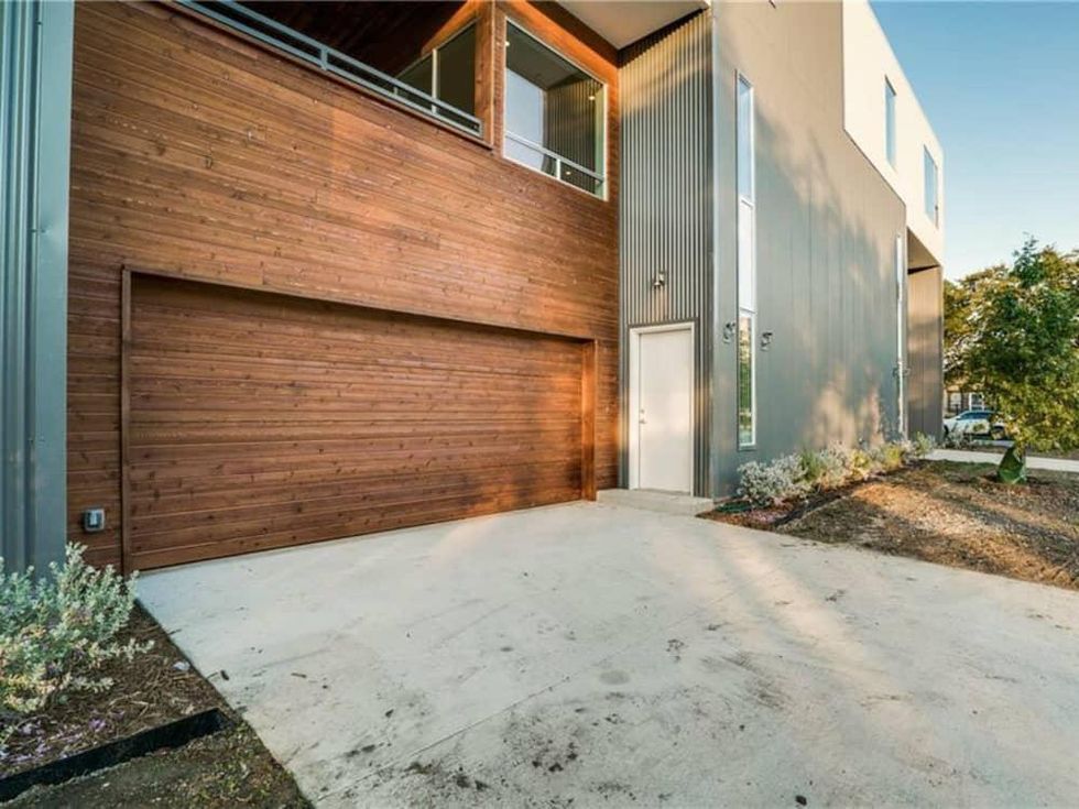 Garage at 4401 Roseland Ave. Unit B in Dallas