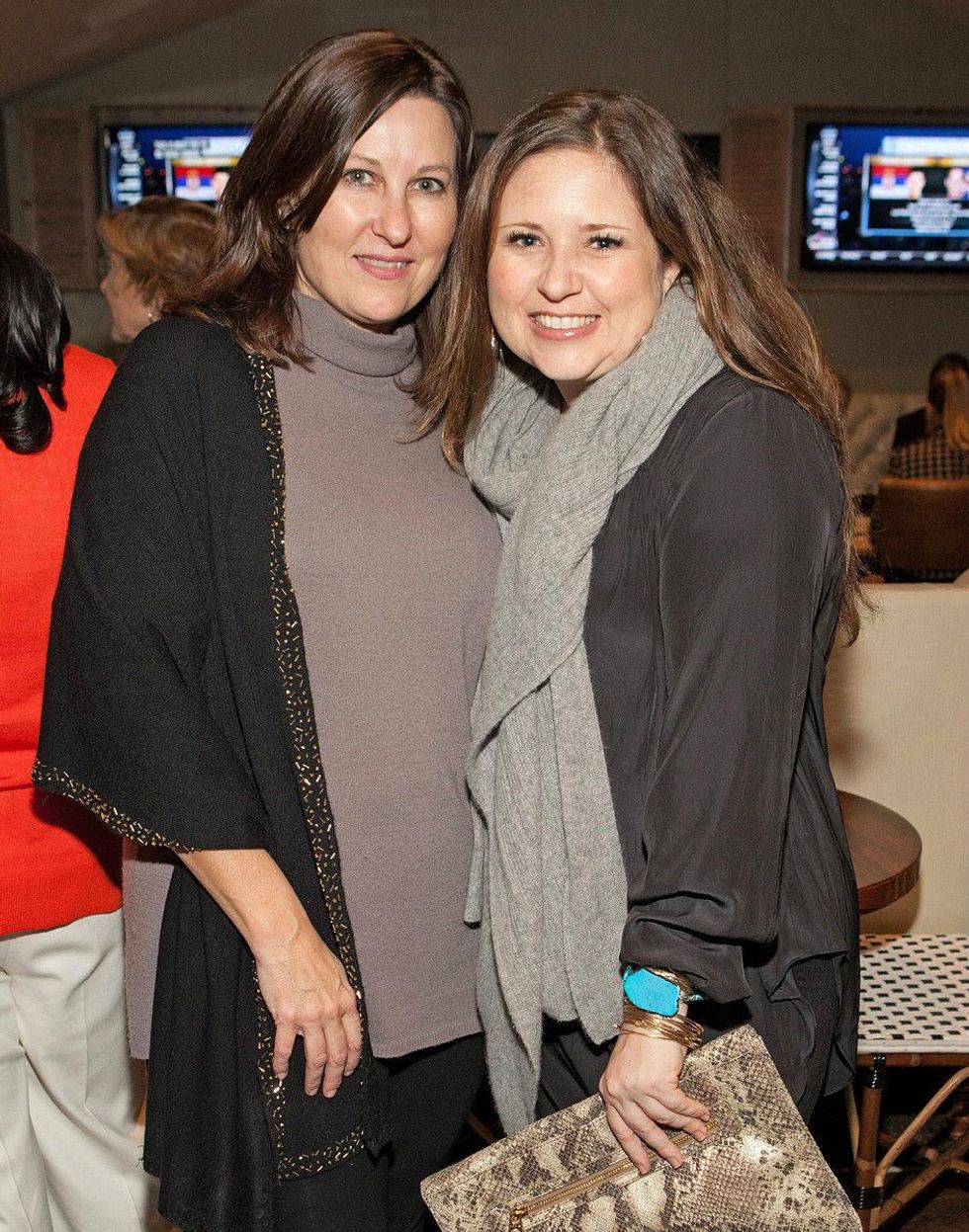 Gay Donnell, Sara Mundell