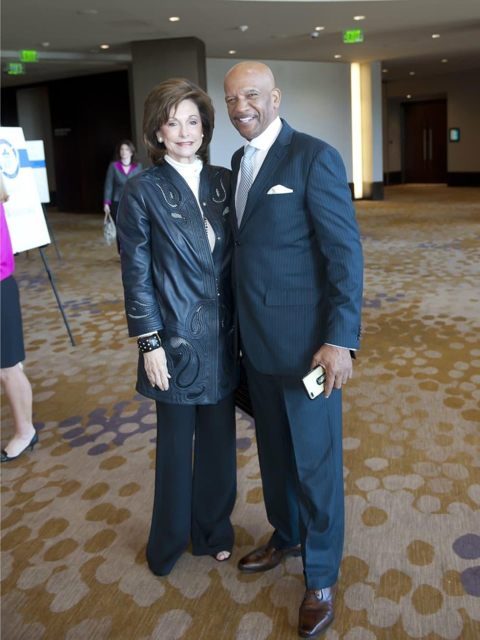 Gene Jones, Drew Pearson