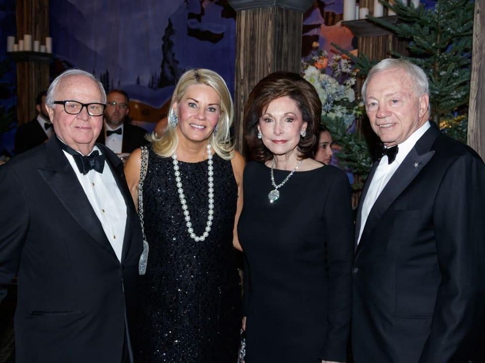 Gerald Ford, Kelli Ford, Gene Jones, Jerry Jones, Crystal Charity 2017