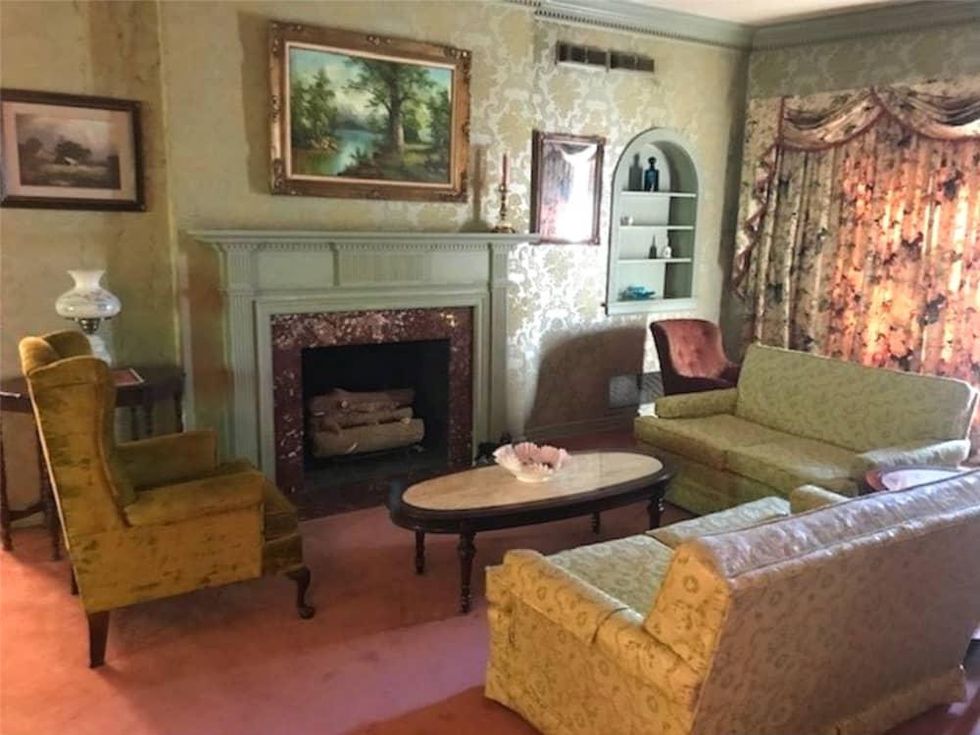 Gladewater round house