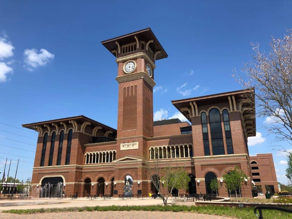 Grapevine Main Station