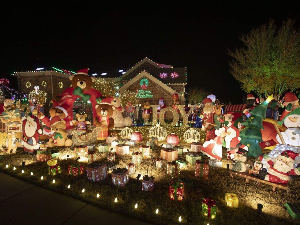 Great Christmas Light Fight, Joules-Cornetti, McKinney, Christmas lights