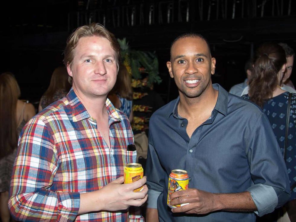 Greg Mouroux, Jonathan Dodds