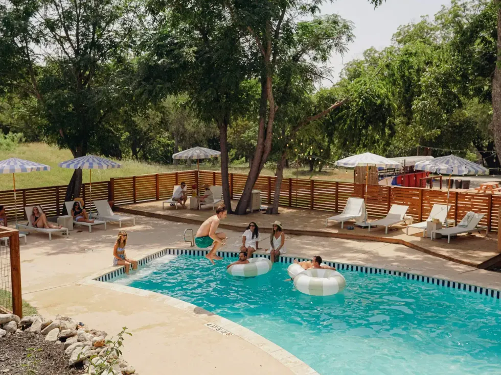 Hacienda del Rio pool