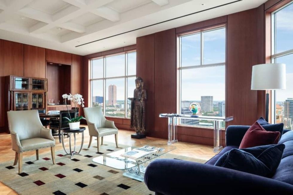 Hall penthouse 2828 Hood St.