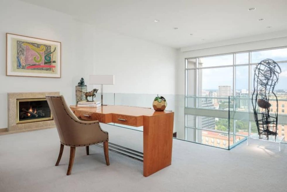 Hall penthouse 2828 Hood St.