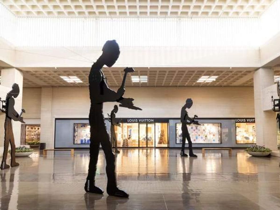 Hammering Men, 1982 at NorthPark Center