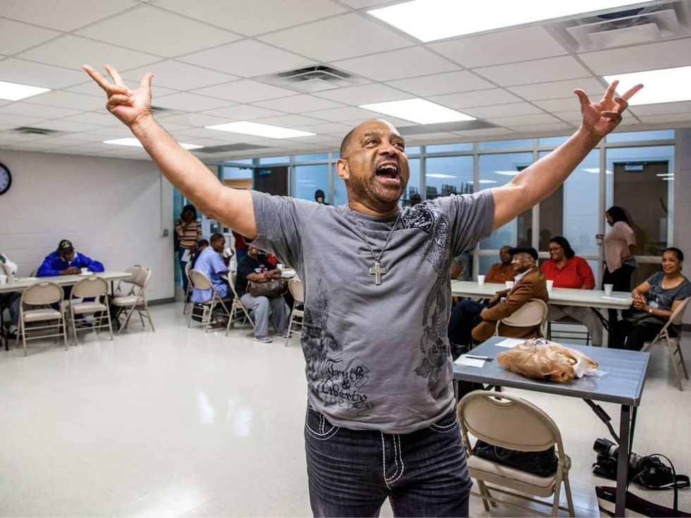 Hassan El-Amin teaching Public Works Dallas workshop at Cummings Recreation Center