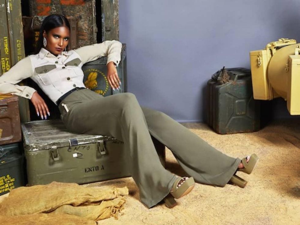 Haute Soci\u00e9t\u00e9