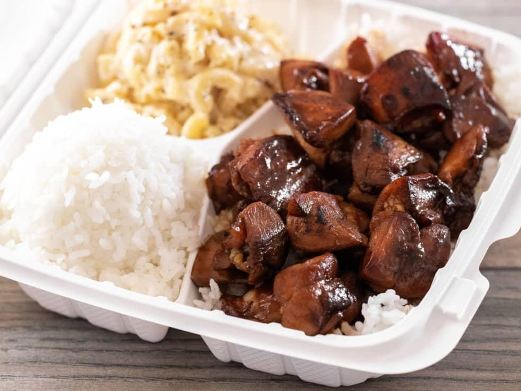 Hawaiian Bros plate lunch