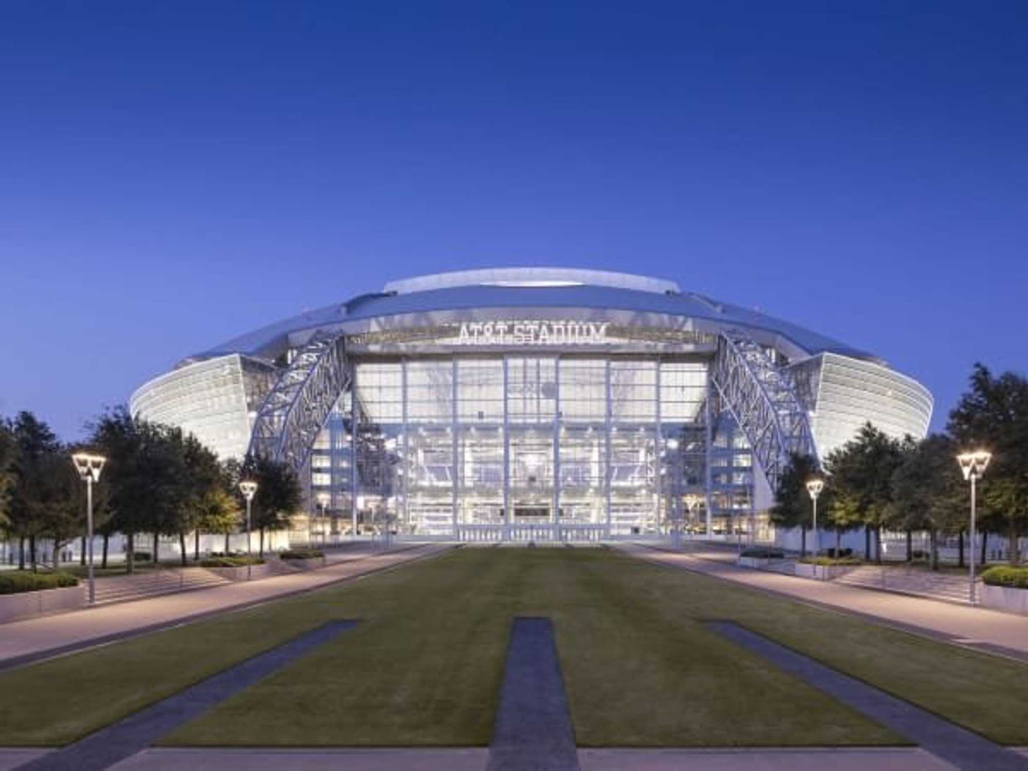 Head to Lot 4, which is directly east of the stadium near the corner of Cowboys
Way and AT&T Way.