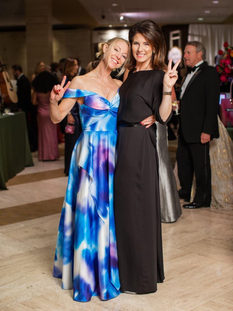 Heather Molin, Michelle Lockhart