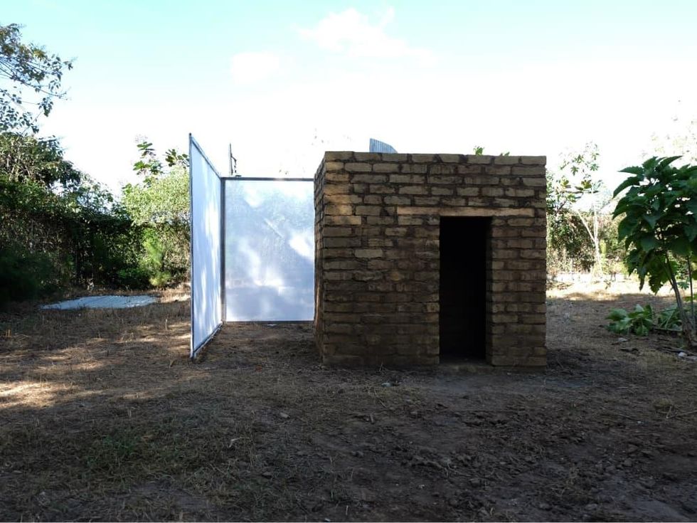 Hellen Ascoli and James Sullivan