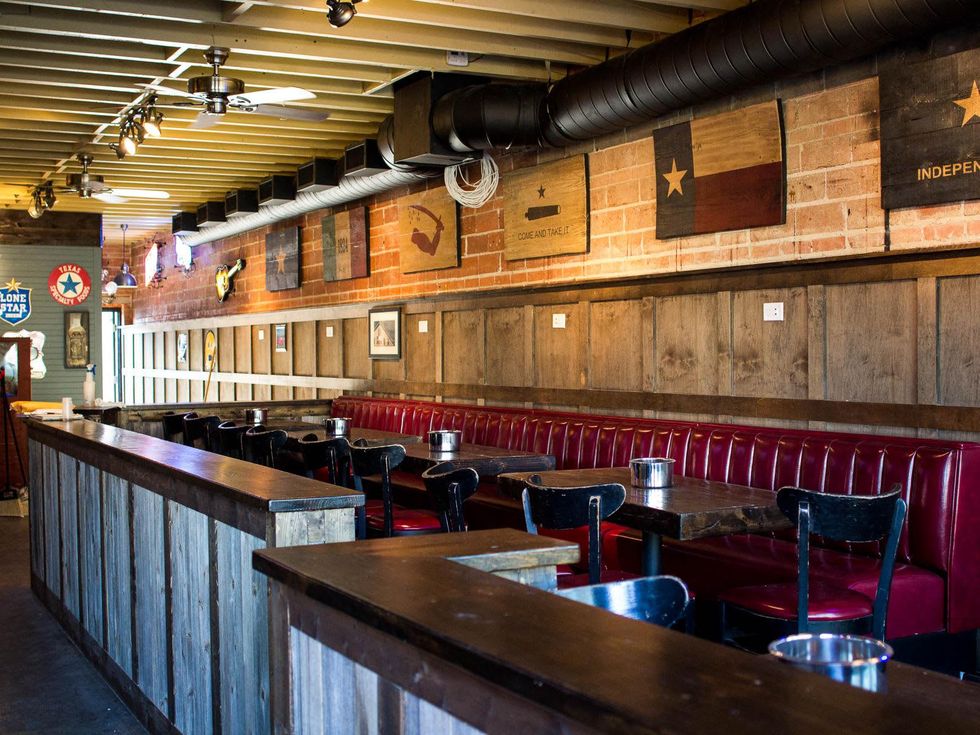 Henderson Avenue Country Club