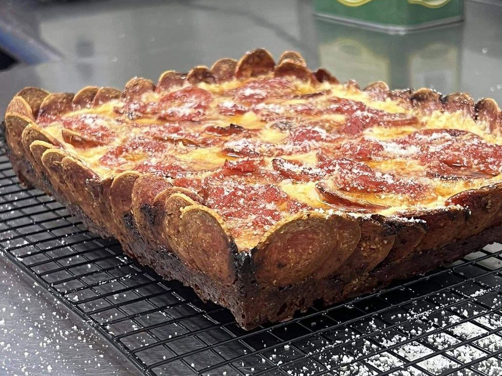 Heritage Pizza Detroit deep dish