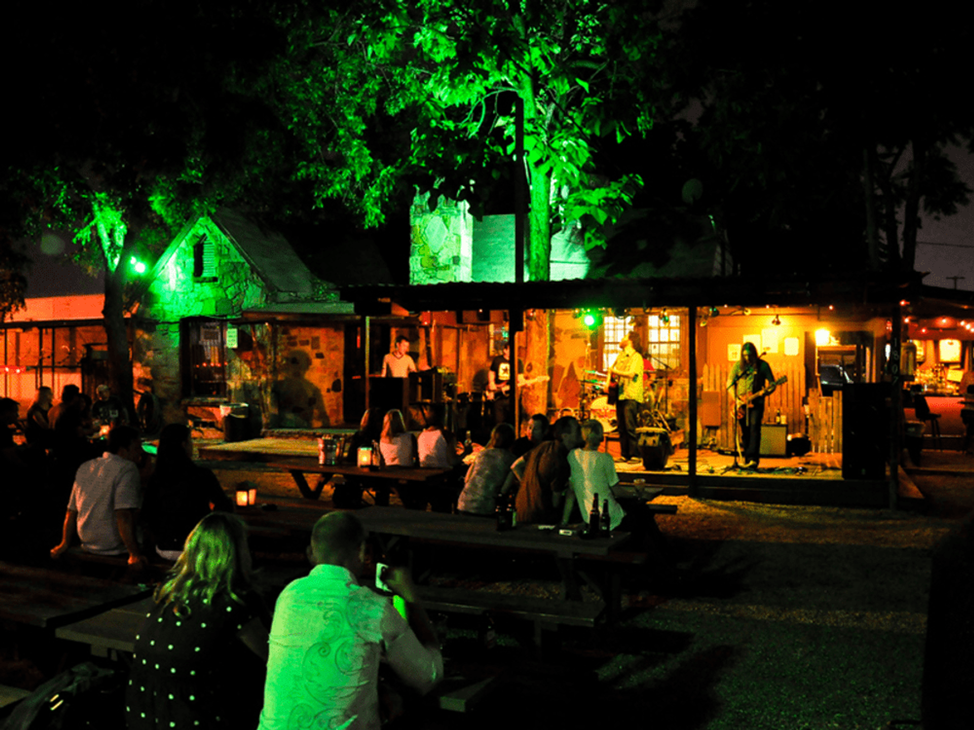 Hidden on a side street in a mostly residential neighborhood, Lee Harvey’s is a friendly dive bar that makes you feel at home.