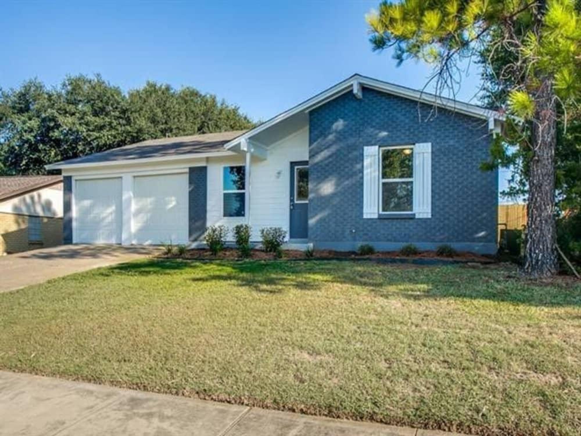 Home for sale in Watauga 5821 Haney Dr.